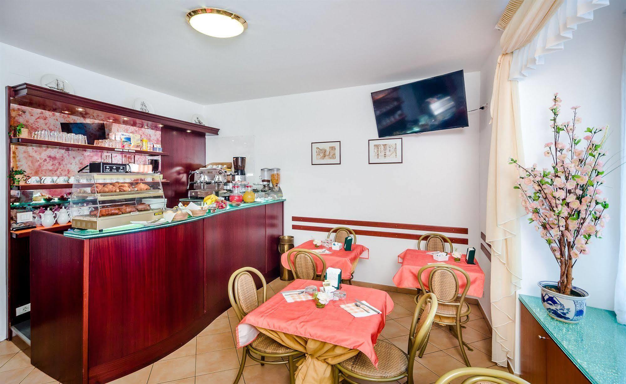 Boccascena Hotel 3*