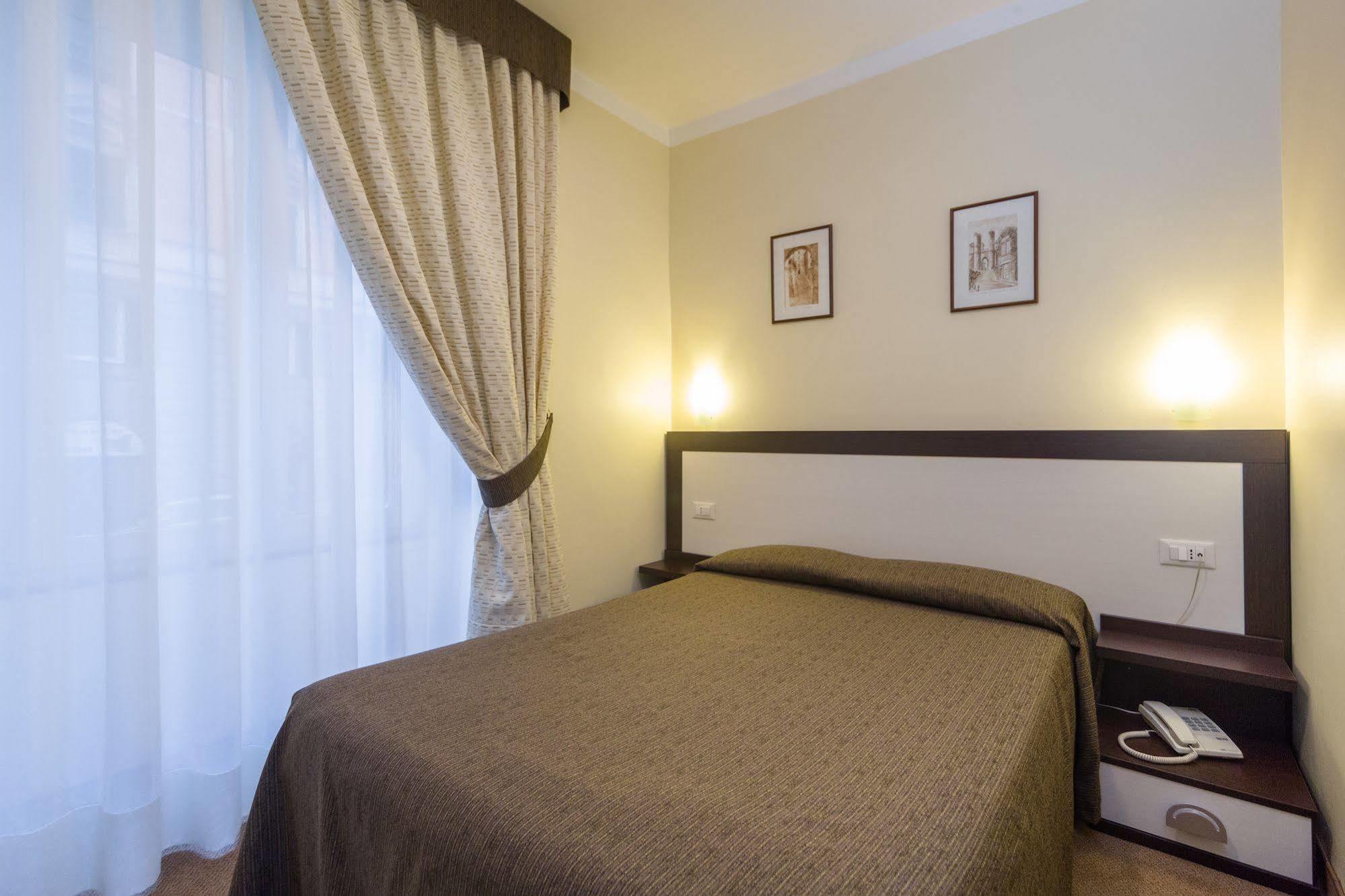 Boccascena Hotel 3*